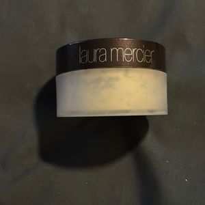 LAURA MERCER SETTING POWDER